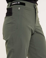 Dharco Womens Gravity Shorts | Gorilla Green [sz:large]